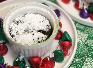 Chocolate Lava Cakes in the Instant Pot