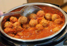 Mom’s Meatballs in the Instant Pot